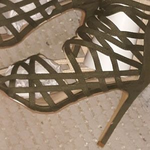 New unworn shoes and a new wrap top